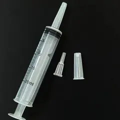Plastic Syringe, Available in Capacities of 1000ml, 550ml, 350ml, 200ml, 100ml, 60ml, 20ml, 10ml, Suitable for Laboratory Dispensing, Dispensing Glue, Watering, and Veterinary Use