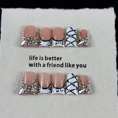 10pcs High-end Luxury yet minimalist style, hand-painted zebra pattern, dazzling glittering diamonds handmade fake nails