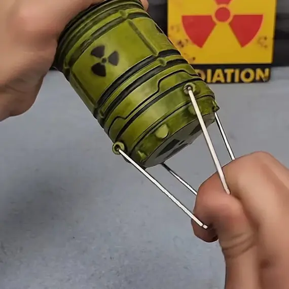 Decorative LED Mini Nuclear Reactor Lantern Apocalypse Style Couple Prank Night Light Halloween Gift Home Decor Novelty Lamp