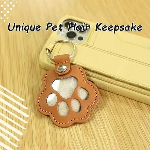 Dog Hair Collector Keychain Leather Pet Memorial Keepsake for Dogs and Cats, Fur Storage Pendant Charm Gift Keychain