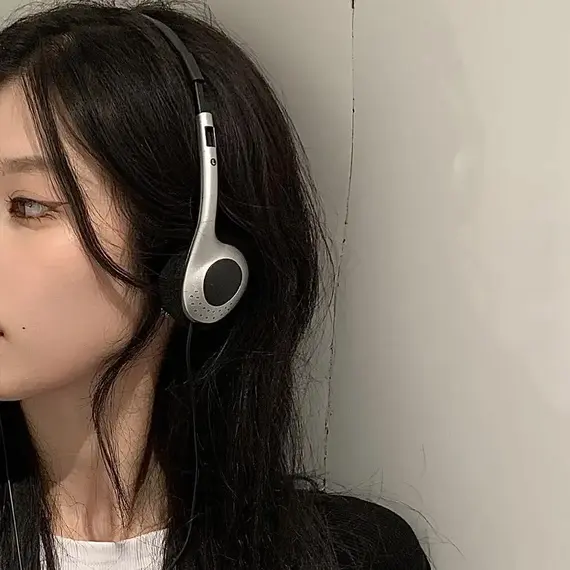 Y2K Personality Retro Headphones Millennium Style Headset Fashion Headset Over Ear Earbud Wired Headset