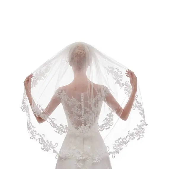 Women's Short 2 Tier Lace Wedding Bridal Veil With Comb