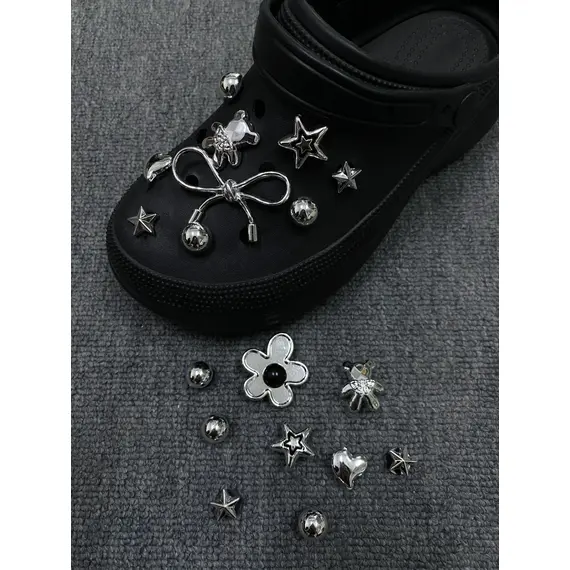 18pcs Detachable Diamond-Encrusted Electroplated Bear Shoe Accessories, Suitable For Clogs, Beach Shoes And Sandals