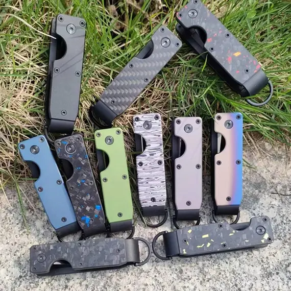 Key Organizer Compact Holder Metal Key Chain Minimalist Key Case Holder for Keychain Secures 2-6 Keys